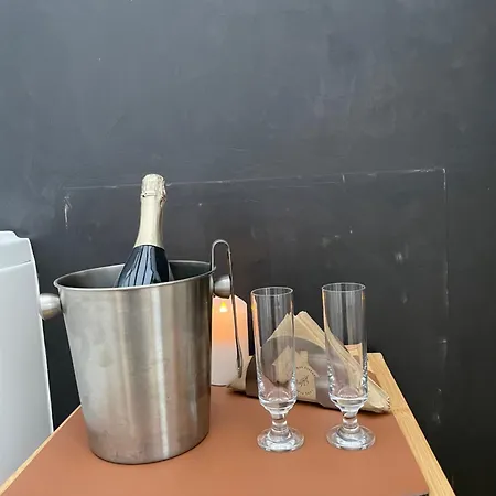 Apartment Dual